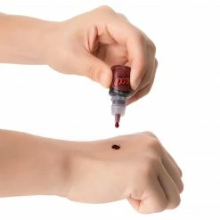 Spooktacular Creations Mini Bottles Of Blood, 6 Pcs 7 Spooktacular Creations Mini Bottles Of Blood, 6 Pcs