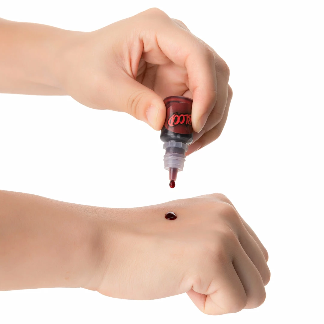 Spooktacular Creations Mini Bottles Of Blood, 6 Pcs 5 Spooktacular Creations Mini Bottles Of Blood, 6 Pcs